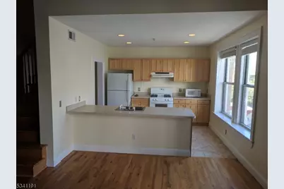 385 George St #3B, New Brunswick, NJ 08901 - Photo 13