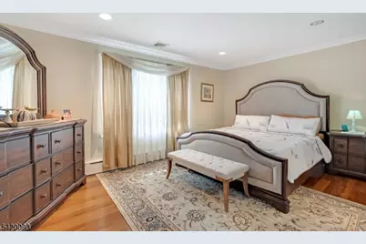 787 Peach Tree Ln, Franklin Lakes, NJ 07417 - Photo 15