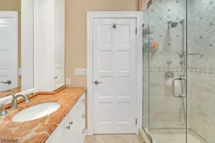 787 Peach Tree Ln, Franklin Lakes, NJ 07417 - Photo 17