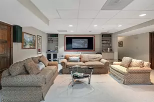 787 Peach Tree Ln, Franklin Lakes, NJ 07417 - Photo 21