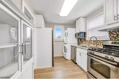 36 Cortland Pl #B, Tenafly, NJ 07670 - Photo 9