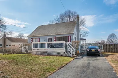 26 Green Rd, Mine Hill, NJ 07803 - Photo 1