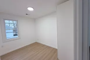 662 Self Master Pkwy, Union Township, NJ 07083 - Photo 7