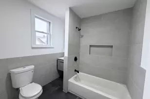 662 Self Master Pkwy, Union Township, NJ 07083 - Photo 5