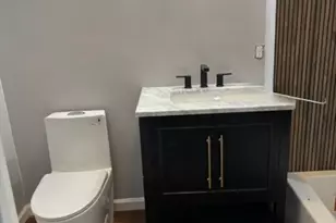 358 Rector, Perth Amboy, NJ 08861 - Photo 11