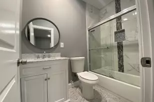 825 Allwood R, Clifton, NJ 07012 - Photo 9