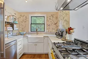 2 Schoolhouse Ln, Tewksbury Township, NJ 08833 - Photo 7