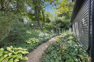 2 Schoolhouse Ln, Tewksbury Township, NJ 08833 - Photo 43