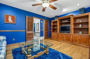 17 Arverne Rd, West Orange Township, NJ 07052 - Photo 7