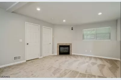 12 Oak Point Dr, Hamburg, NJ 07419 - Photo 25