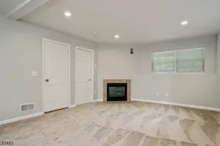 12 Oak Point Dr, Hamburg, NJ 07419 - Photo 25