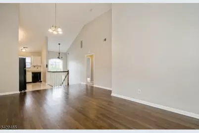 12 Oak Point Dr, Hamburg, NJ 07419 - Photo 7