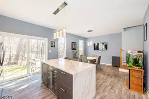 10 Gannet Ct, Wayne, NJ 07470 - Photo 3