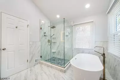 10 Gannett Ct, Wayne, NJ 07470 - Photo 17