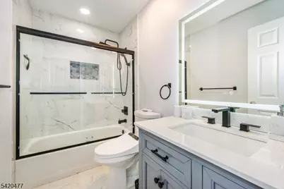 10 Gannett Ct, Wayne, NJ 07470 - Photo 21