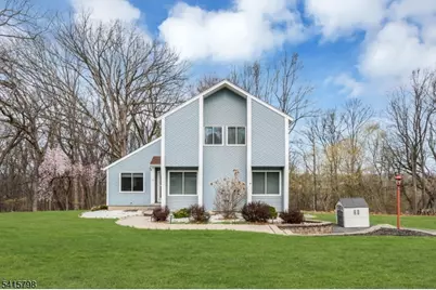 40 Blossom Rd, Hampton Boro, NJ 08827 - Photo 1