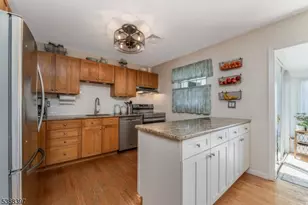 44 Hoffman Dr, Califon, NJ 07830 - Photo 3