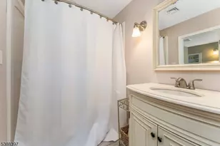 44 Hoffman Dr, Califon, NJ 07830 - Photo 7