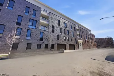 21 Lincoln Park #LL2, Newark, NJ 07102 - Photo 9