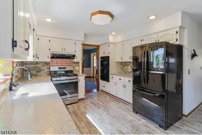 237 Tabor Rd, Morris Plains, NJ 07950 - Photo 7