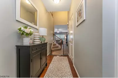 34 Washington Square Cir, Washington Boro, NJ 07882 - Photo 3