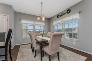 34 Washington Square Circle, Washington Boro, NJ 07882 - Photo 9