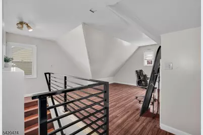 1875 Pilgrim Way, Union Township, NJ 07083 - Photo 19