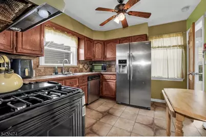 1875 Pilgrim Way, Union Township, NJ 07083 - Photo 15