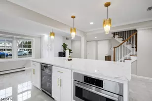 8 Curtis Dr, Lincoln Park, NJ 07035 - Photo 3