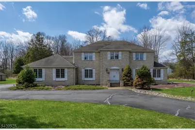5 Oxbow Ln, Hardyston Township, NJ 07416 - Photo 3