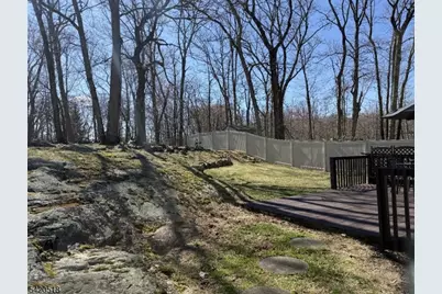 6 Pennsylvania Way, Hopatcong, NJ 07843 - Photo 21