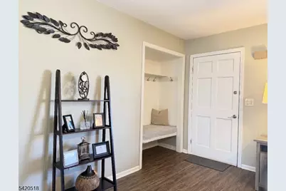 6 Pennsylvania Way, Hopatcong, NJ 07843 - Photo 5