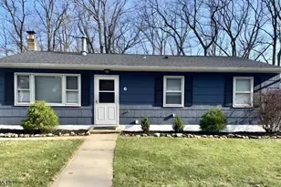 6 Pennsylvania Way, Hopatcong, NJ 07843 - Photo 1