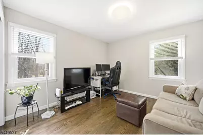 28 Raynor Rd, Morris Township, NJ 07960 - Photo 17