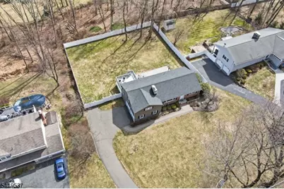 28 Raynor Rd, Morris Township, NJ 07960 - Photo 31