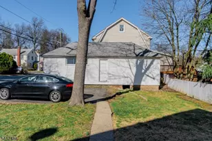 100 Claremont Ave, Verona, NJ 07044 - Photo 11