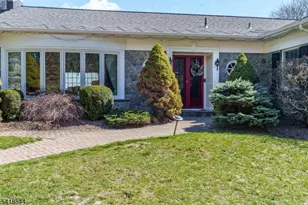 758 Ridge Rd Terrace, Kinnelon, NJ 07405 - Photo 3