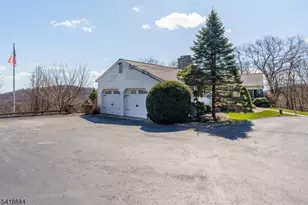 758 Ridge Rd Terrace, Kinnelon, NJ 07405 - Photo 39