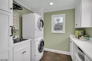 92 Shannon Hill Rd, Bernards Township, NJ 07920 - Photo 21