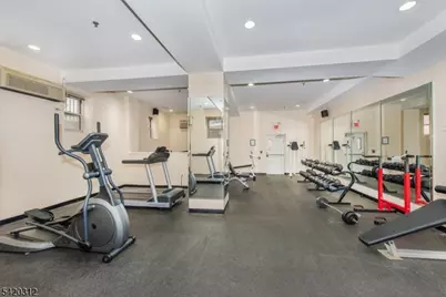 70 S Munn Ave #212, East Orange, NJ 07018 - Photo 25