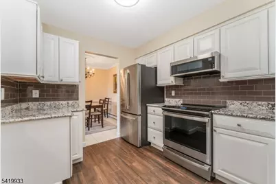 13 Ridgedale Dr, Clinton Township, NJ 08801 - Photo 3