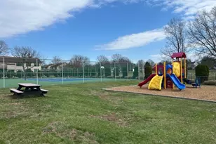 37 Chelsea Cir, Raritan Township, NJ 08822 - Photo 31