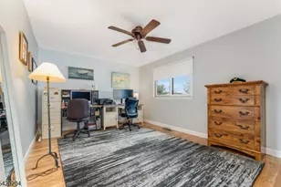 37 Chelsea Cir, Raritan Township, NJ 08822 - Photo 23