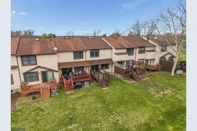 37 Chelsea Cir, Raritan Township, NJ 08822 - Photo 29