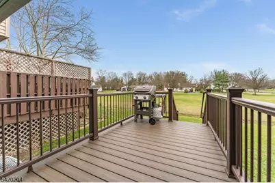 37 Chelsea Cir, Raritan Township, NJ 08822 - Photo 27