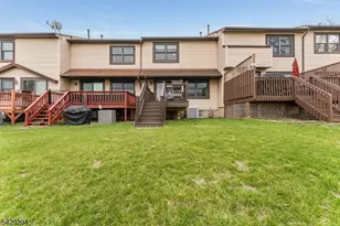 37 Chelsea Cir, Raritan Township, NJ 08822 - Photo 27