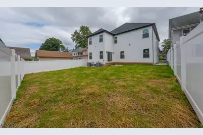 72 Hillside Rd, Elizabeth, NJ 07208 - Photo 27