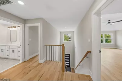 72 Hillside Rd, Elizabeth, NJ 07208 - Photo 13