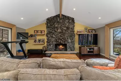 828 Star View Way, Bridgewater, NJ 08807 - Photo 7