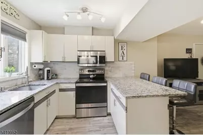 51 Mt Kemble Ave Unit #207, Morristown, NJ 07960 - Photo 7